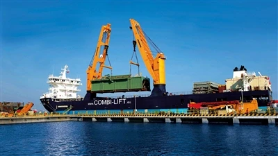 Why Are Freight Shipments From China Being Delayed?